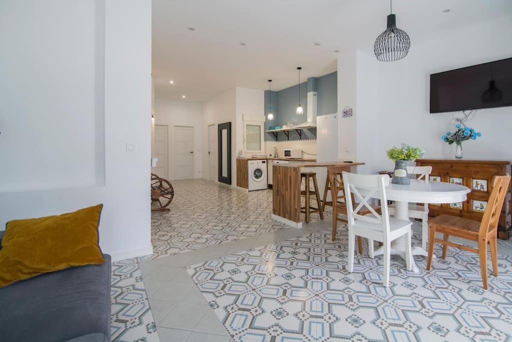 Cozy Flat In City Center Feel The Vibe Selfcheckin Valencia Buitenkant foto